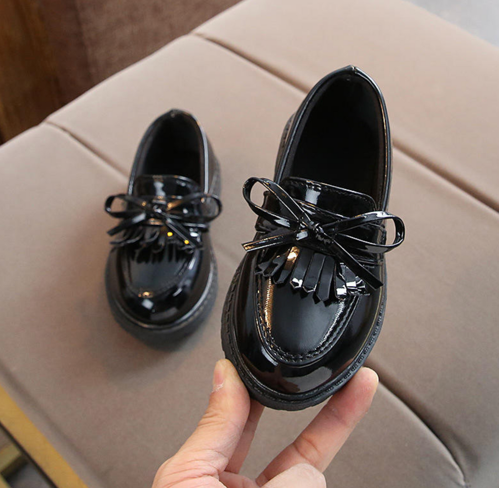 Kids’ British-Style Vintage Shoes